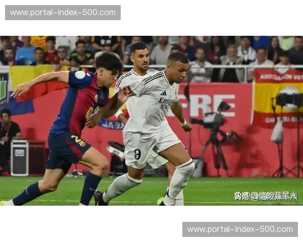 皇马联赛阶段表现稳健小组前列晋级,附加赛首回合改打防反